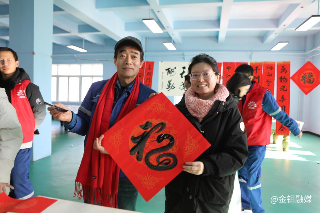 20250116-ty8天游平台登录汝阳新春义献春联活动.JPG